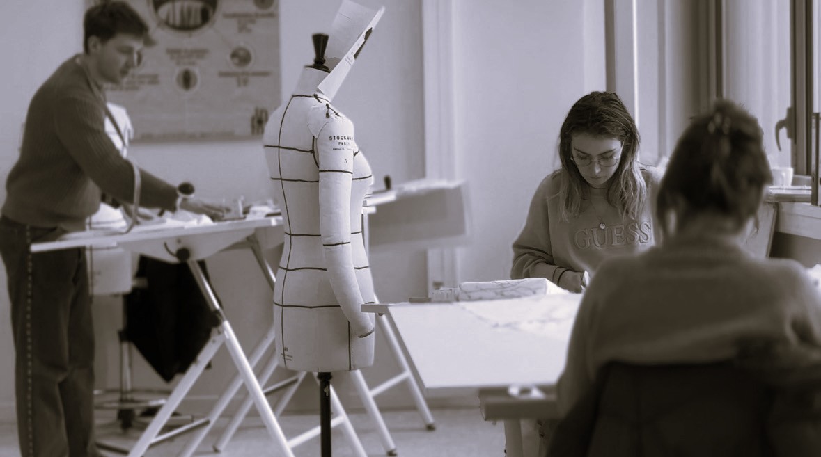 Cours de patronnage à plat